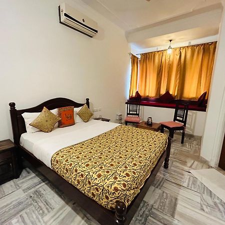 Adhbhut Hotel Jaipur Buitenkant foto