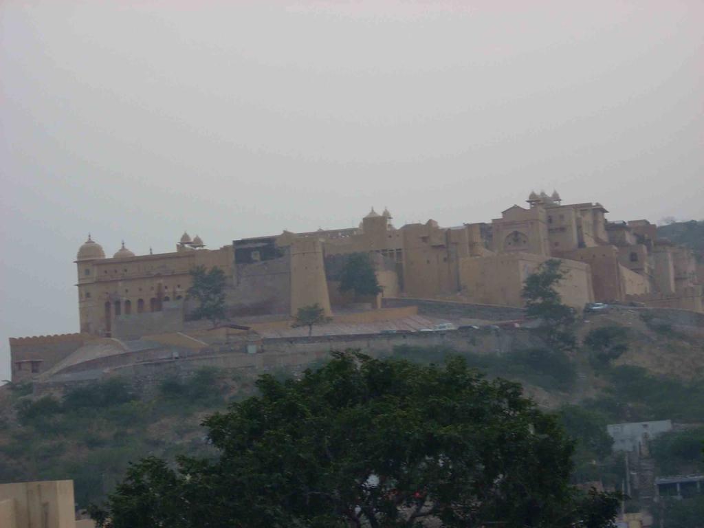 Adhbhut Hotel Jaipur Buitenkant foto